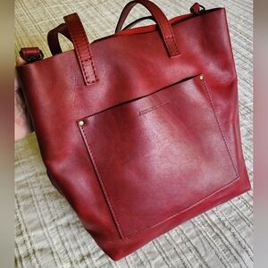 PORTLAND LEATHER GOODS CROSSBODY TOTE Mystery Red/Burgundy